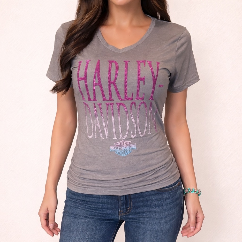 Harley Davidson Gray Rounded Neck with Bold Pink Gemstone Logo T-Shirt NWOT